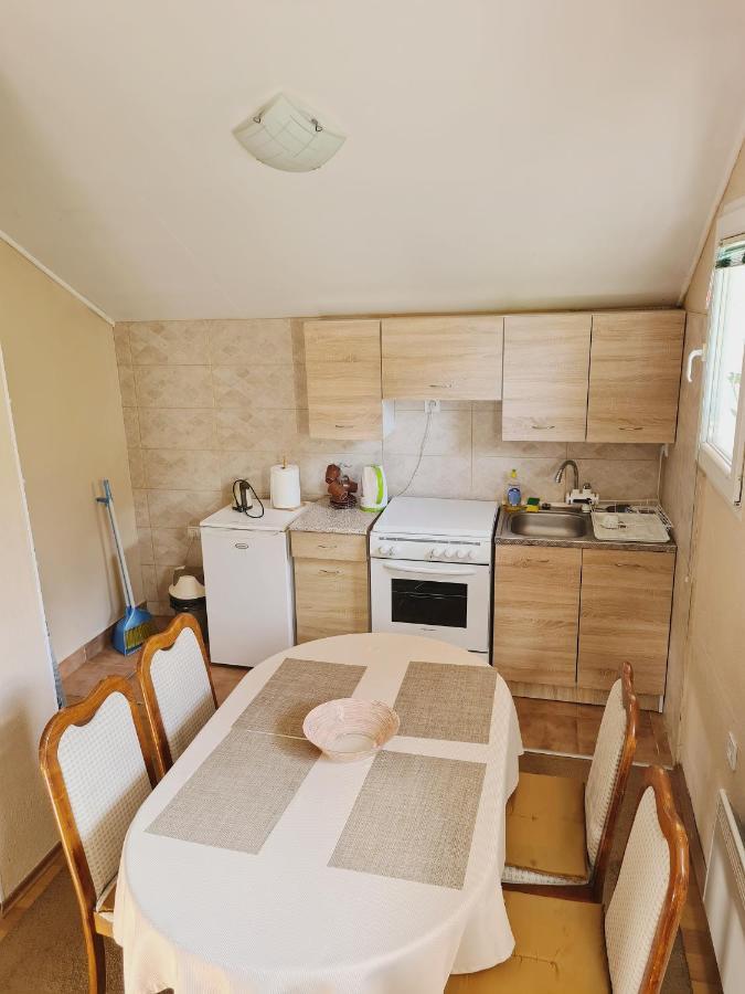 Forest Apartment Niksic Luaran gambar