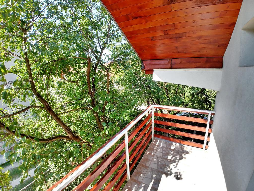 Forest Apartment Niksic Luaran gambar