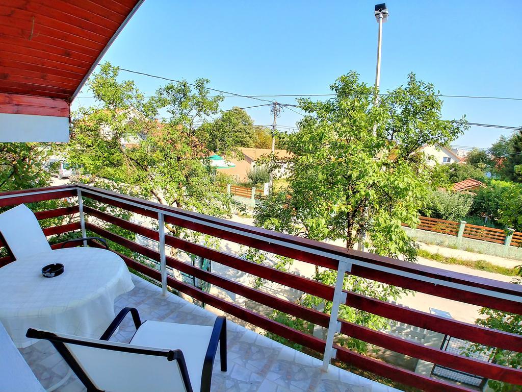 Forest Apartment Niksic Luaran gambar