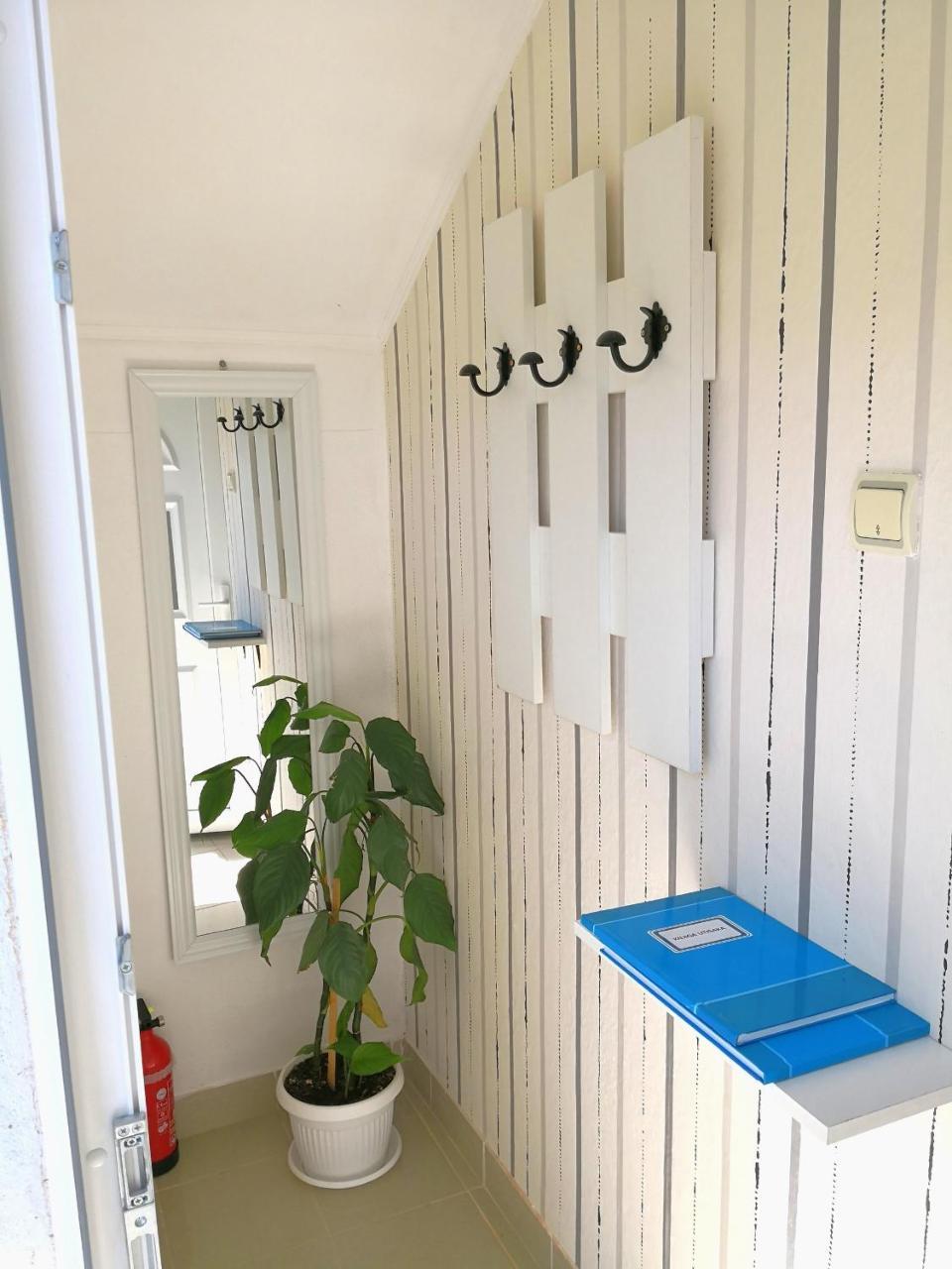 Forest Apartment Niksic Luaran gambar